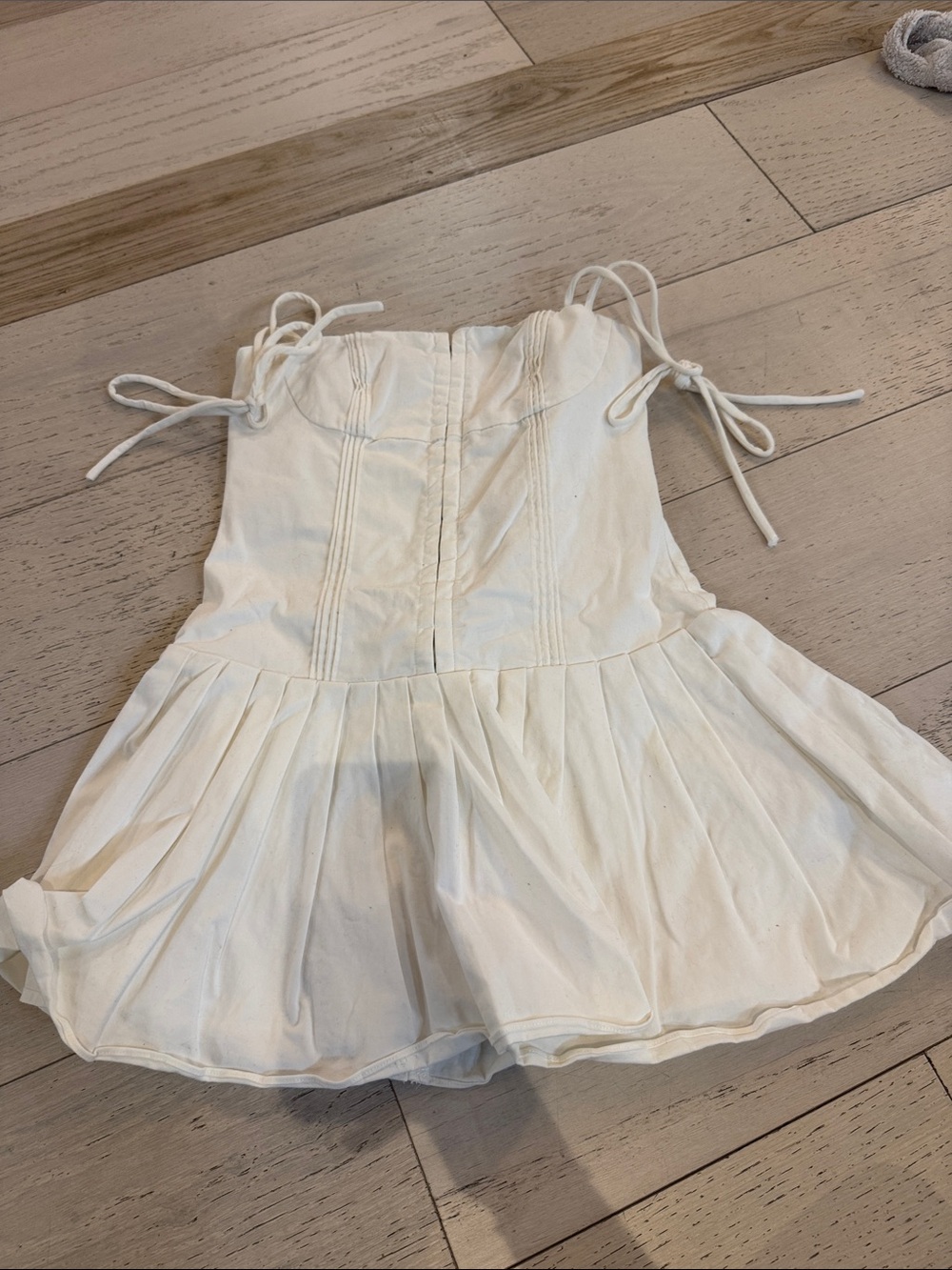 Rare Editions White Tie-Shoulder Pleated Sundress